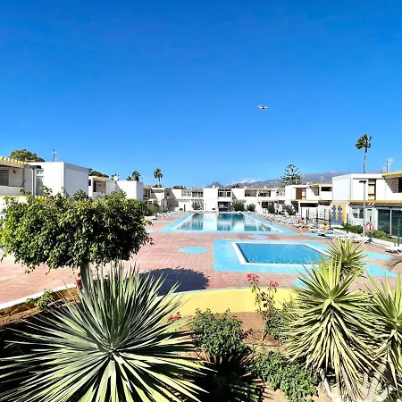 Apartment Estudio Con Bonita Piscina, A 450m De La Playa En *